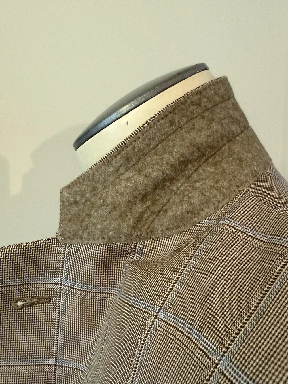 BURBERRY LONDON Classic Silk Wool Blend Windowpane Plaid Sport Jacket 44 LONG